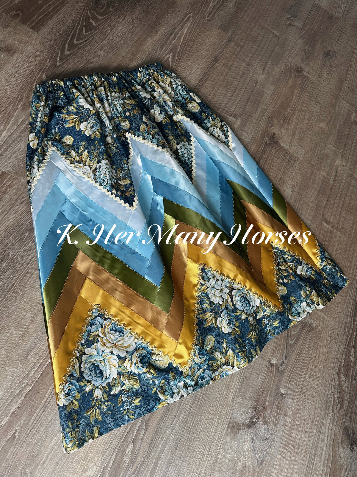 Zig Zag Ribbon Skirt