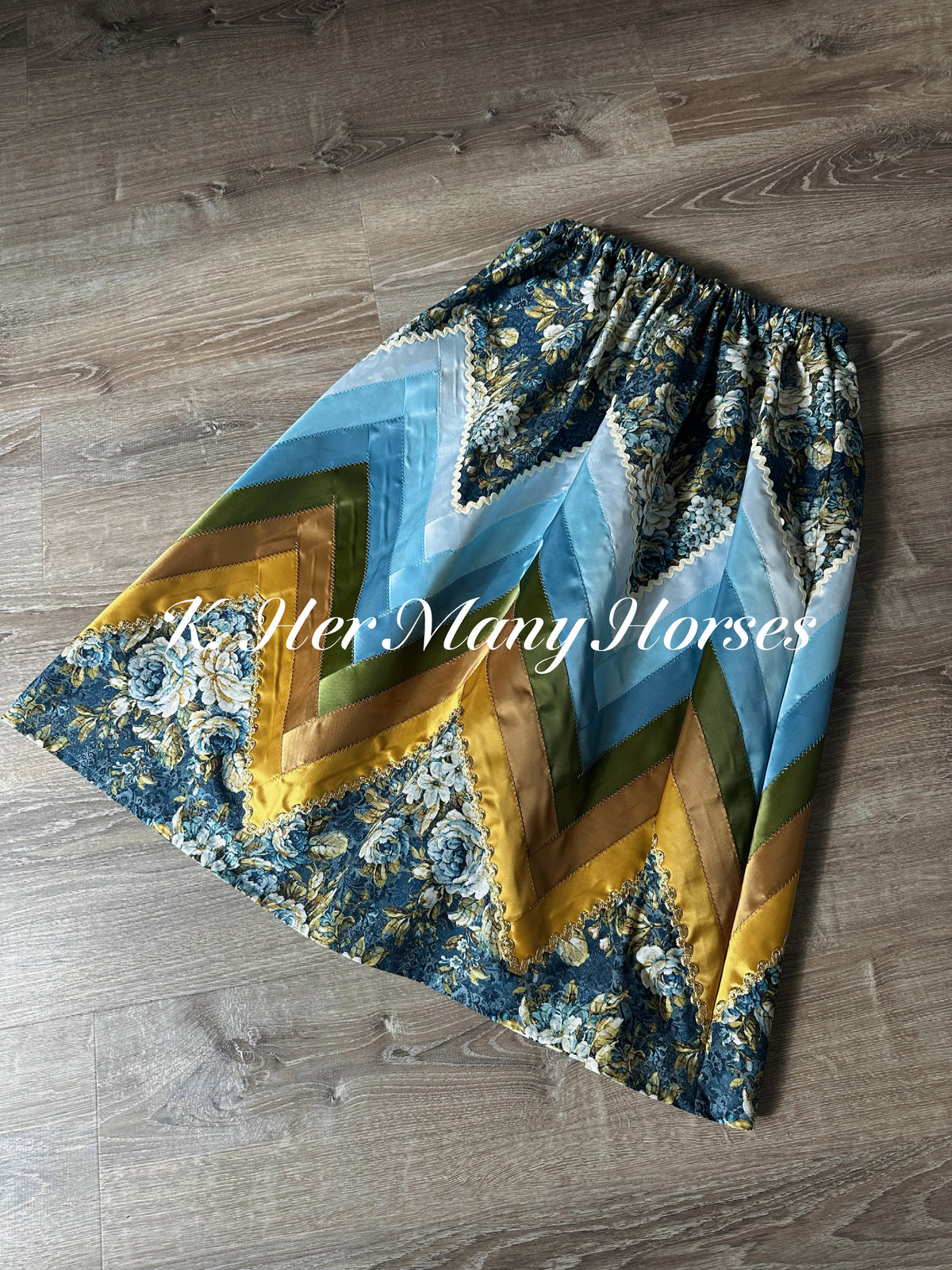 Zig Zag Ribbon Skirt